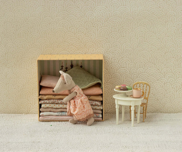 Maileg, Vintage Side Table, Mouse - Off White