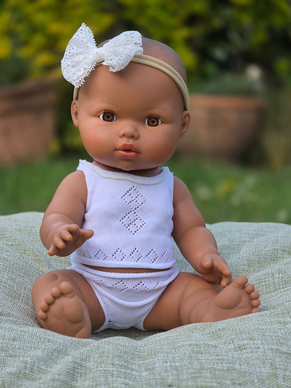 Mini Colettos, Alba (Hispanic Girl without Hair )
