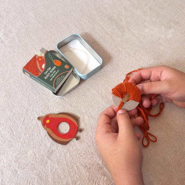 Cotton Twist, Make Your Own Pom Pom Robin Decoration Kit