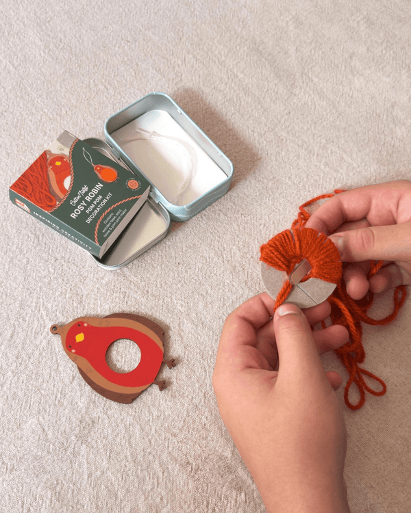 Cotton Twist, Make Your Own Pom Pom Robin Decoration Kit