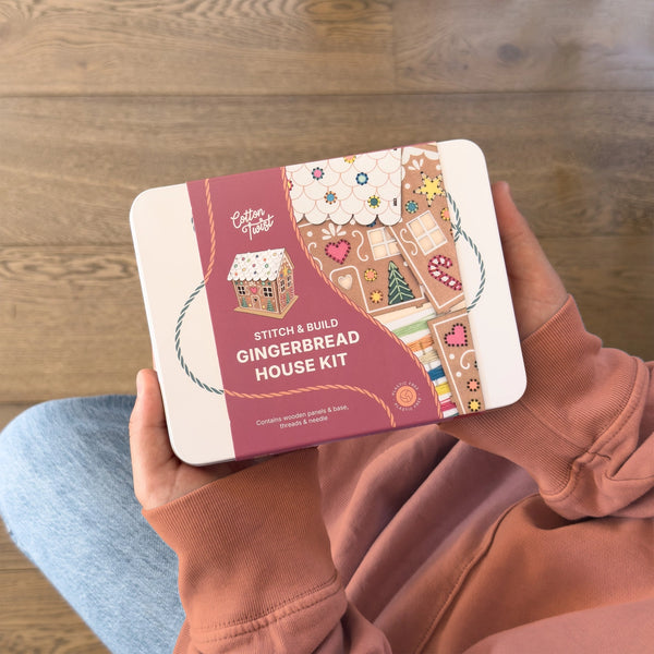 Cotton Twist, Stitch & Build Gingerbread House Kit