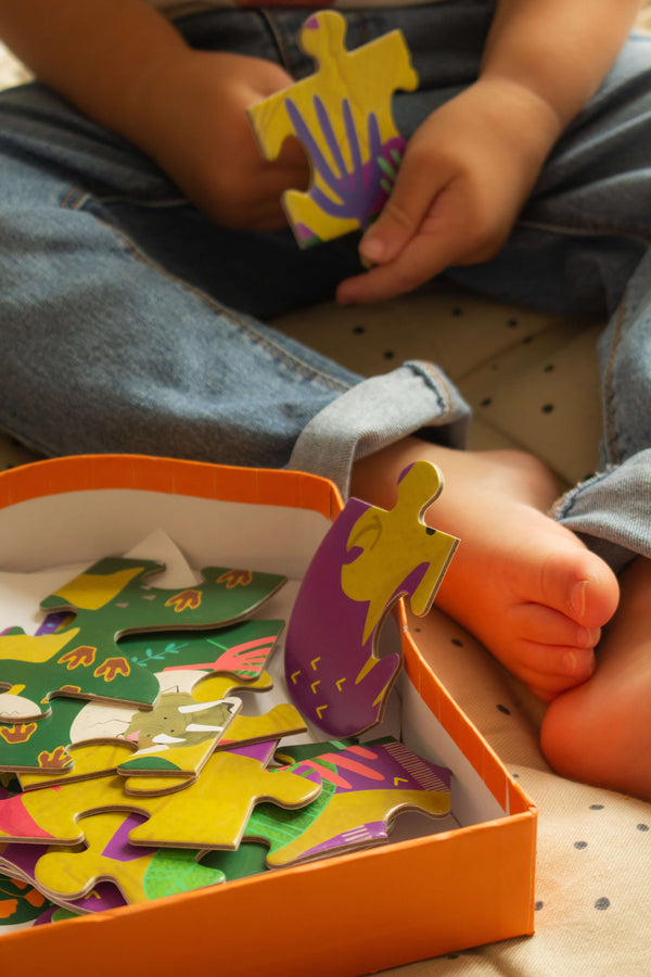 Floss and Rock,  Dinosaur Shaped Jigsaw (12 Piece)