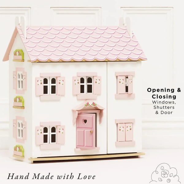 Le Van, Sophie's Wooden Dolls House