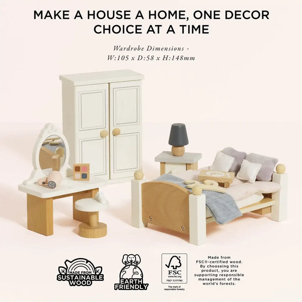 Le Van, Wooden Dolls House Bedroom