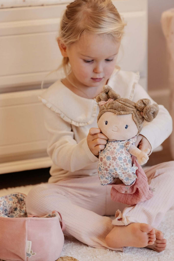 Little Dutch, Baby Doll in Basket Rosa