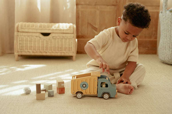 Little Dutch, Dump Truck Set FSC