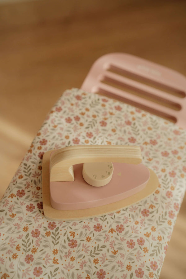 Little Dutch, Ironing Board