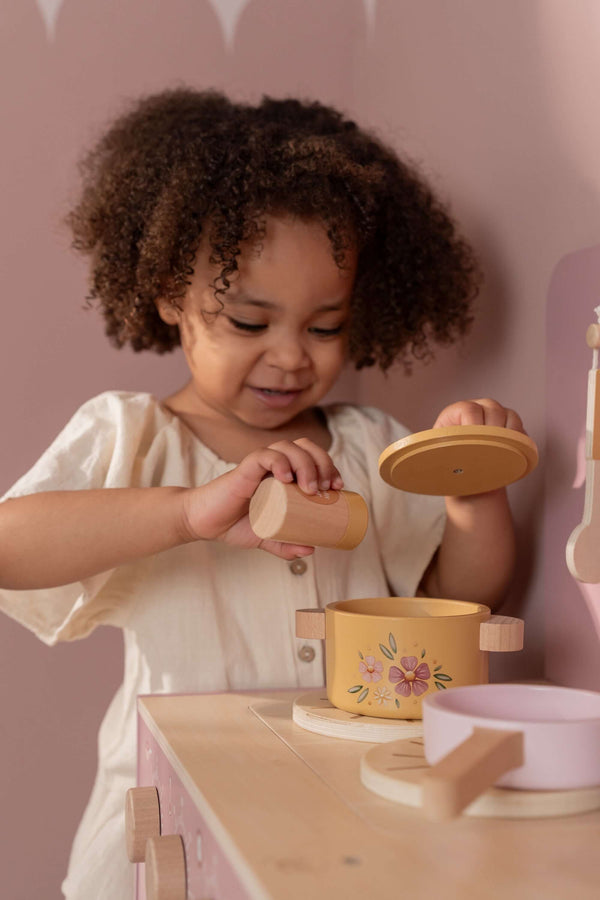 Little Dutch, Wooden Play Kitchen Pink FSC (Limited Edition)