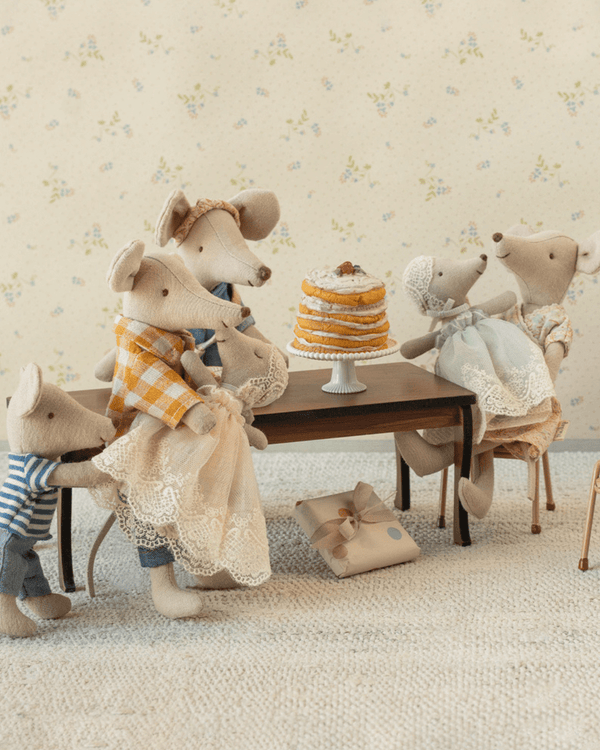 Maileg, Baby Mouse in Gown - Powder