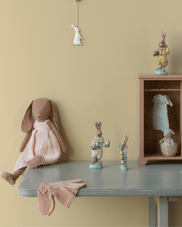 Maileg, Bunny, Size 3 - Chocolate Brown - Dress and Shoes