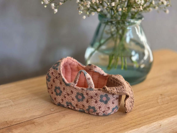 Maileg, Carry Cot, Baby Mouse - Rose