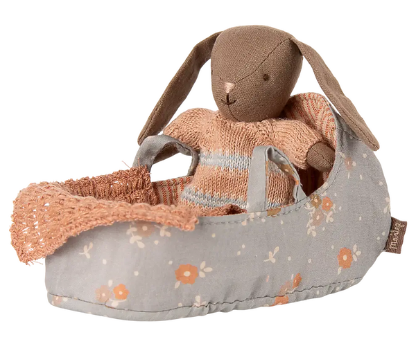 *PRE-ORDER* Maileg, Carry Cot, Micro (DUE END NOV)