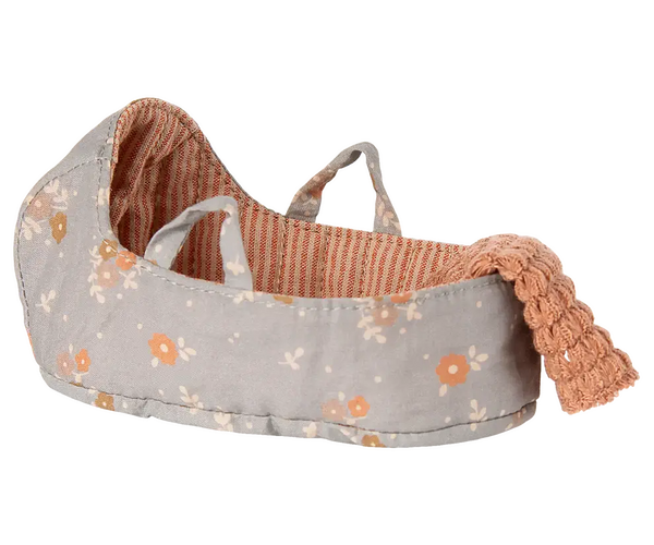 *PRE-ORDER* Maileg, Carry Cot, Micro (DUE END NOV)