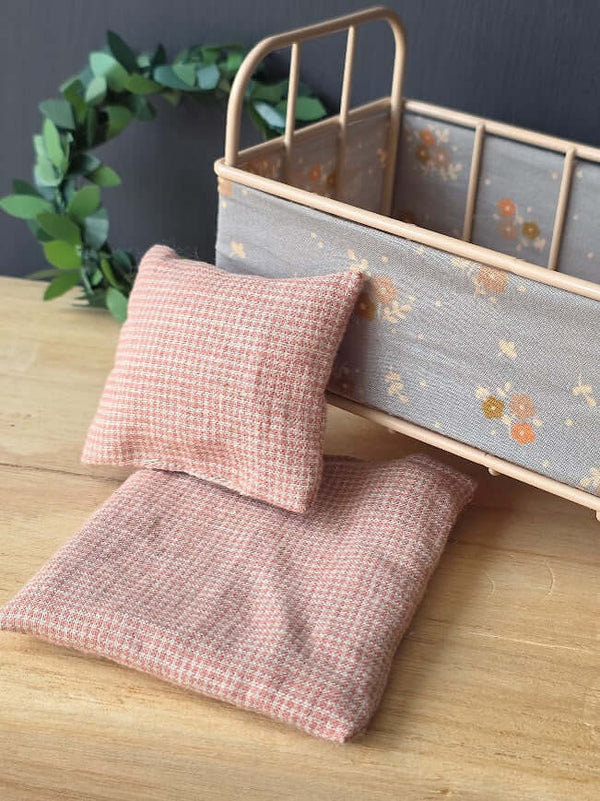 Maileg, Cot Bed, Micro - Powder