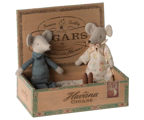 Maileg, Grandma & Grandpa Mouse in a Cigar Box