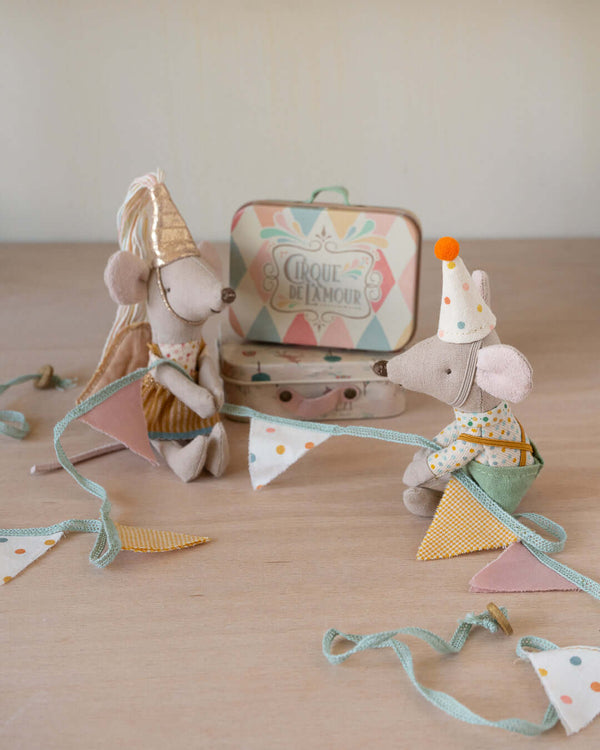 Maileg, Clown Clothes in Suitcase, Little Brother Mouse