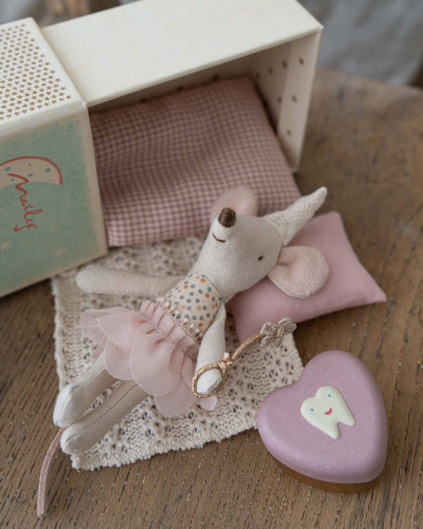 Maileg, Tooth Fairy Mouse, Little Sister in Matchbox