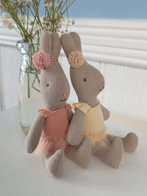 Maileg, Micro Rabbit in White Ballerina Outfit