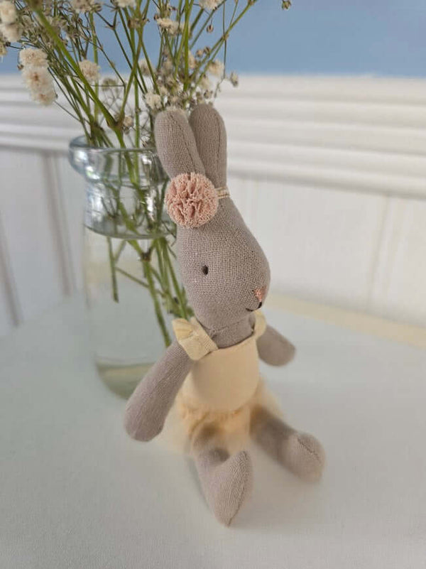 Maileg, Micro Rabbit in White Ballerina Outfit