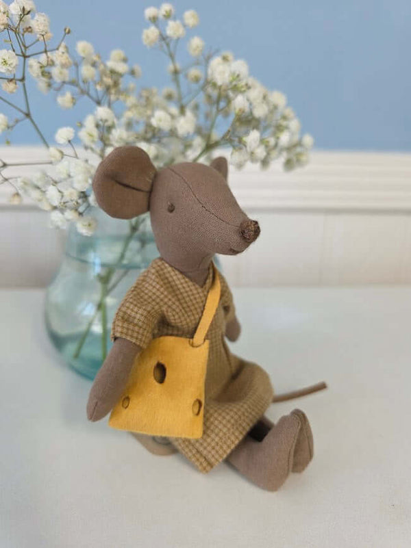 Maileg, Mum Mouse in Yellow Dress w Bag