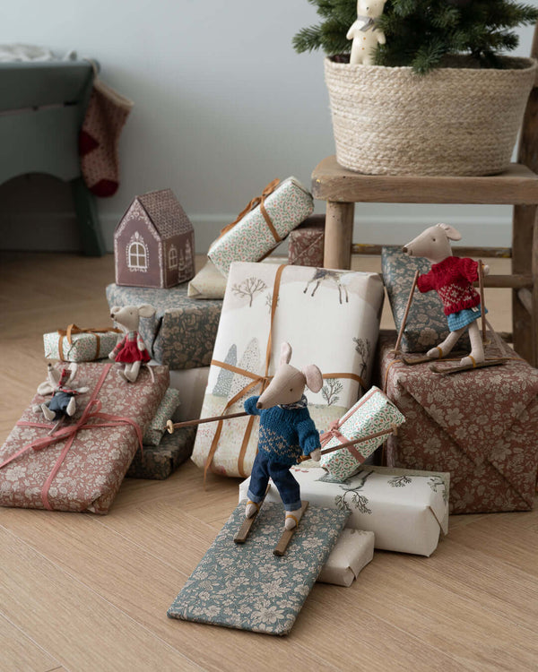 Maileg, Ski and Ski Poles, Mum & Dad Mouse