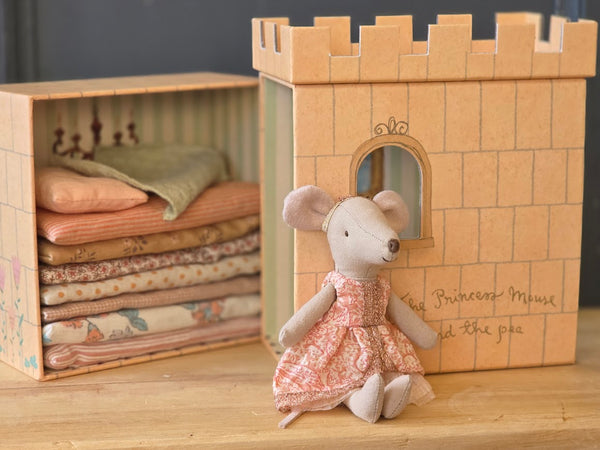 Maileg, Princess and the Pea, Big Sister