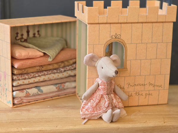 Maileg, Princess and the Pea, Big Sister