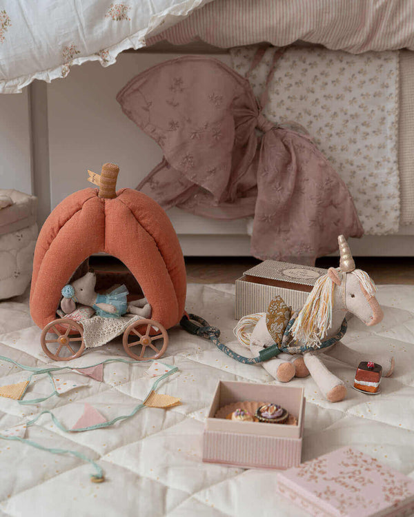 Maileg, Dance Mouse in Daybed, Little Sister
