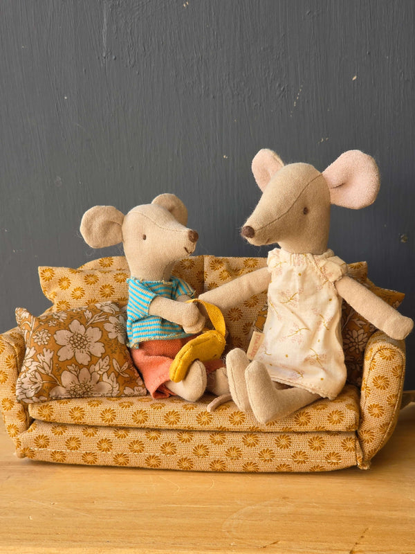 Maileg, Sofa Bed, Mouse, Large - Ocher