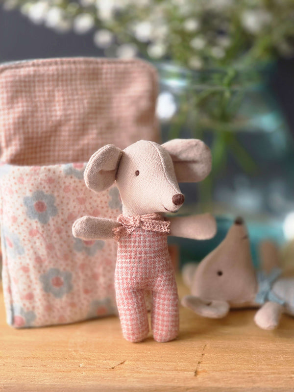 Maileg, Twins, Baby Mice in Matchbox - Checker