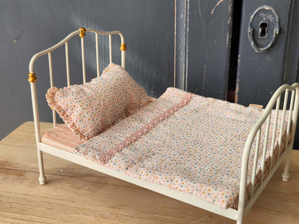 Maileg, Vintage Bed, Mouse - Off White