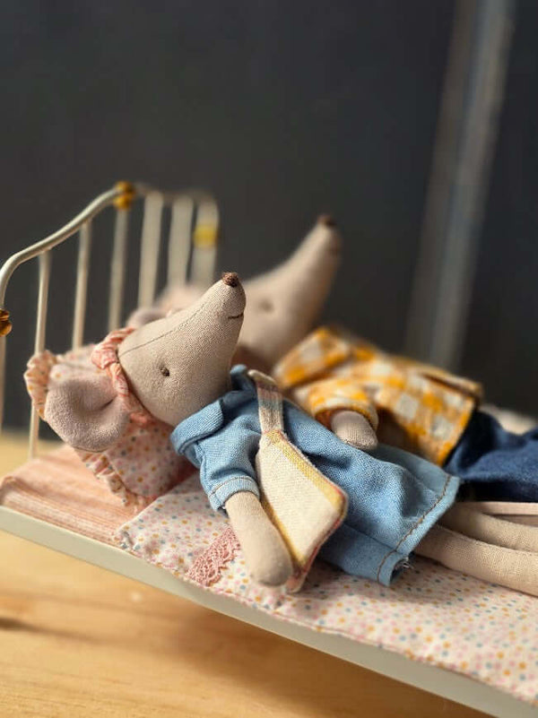 Maileg, Vintage Bed, Mouse - Off White