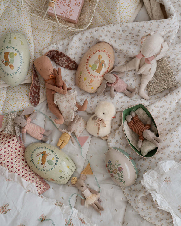 PRE-ORDER Maileg, Chicken Plush, Mini **Due March**