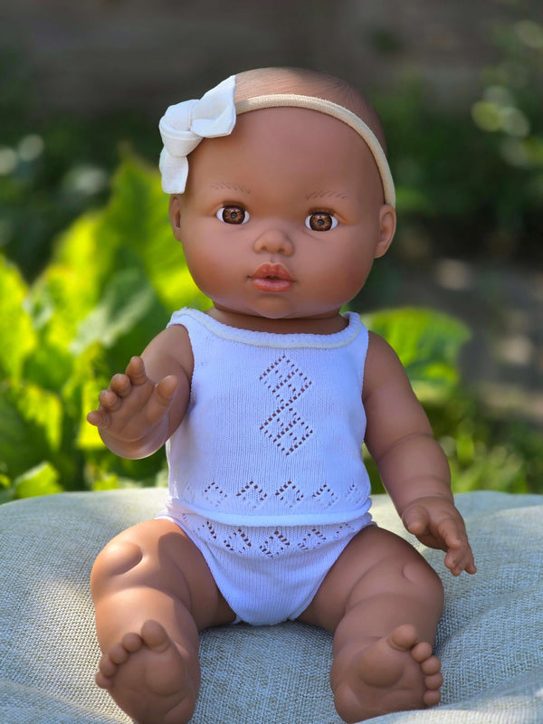 Mini Colettos, Alba (Hispanic Girl without Hair )