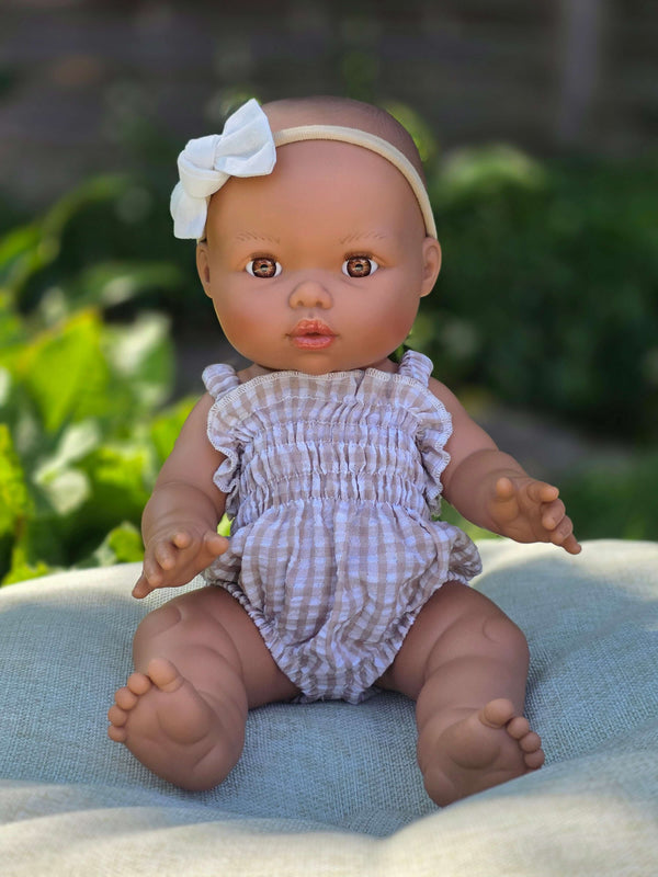 Mini Colettos, Alba (Hispanic Girl without Hair )