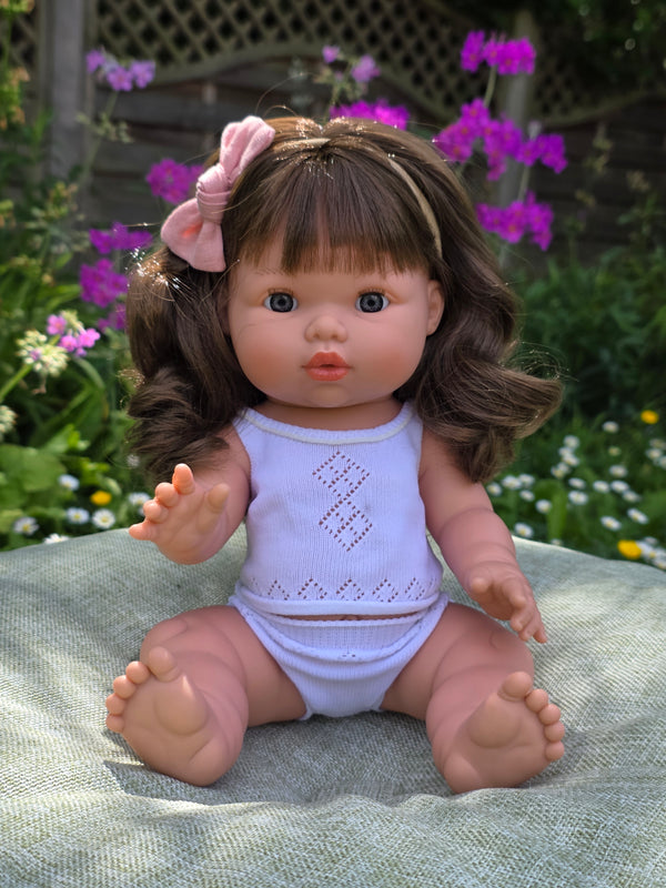 Mini Colettos, Aria (Brunette Girl Doll with Blue Eyes)