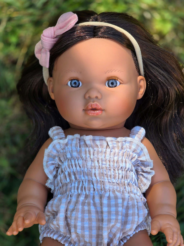Mini Colettos, Isabel (Hispanic Girl, Brown Straight Hair and Blue Eyes)