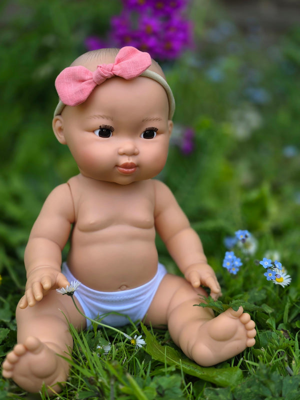 Mini Colettos, Niña Willow (Asian Girl without Hair)