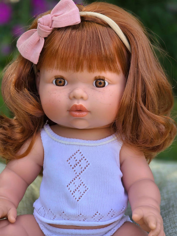 Mini Colettos, Sophia (Redhead Girl with Brown Eyes)