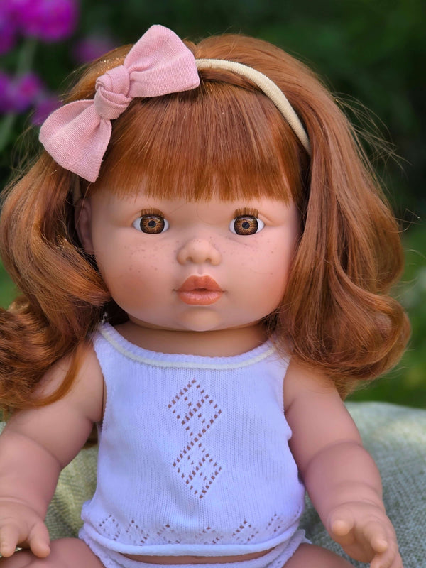 Mini Colettos, Sophia (Redhead Girl with Brown Eyes)