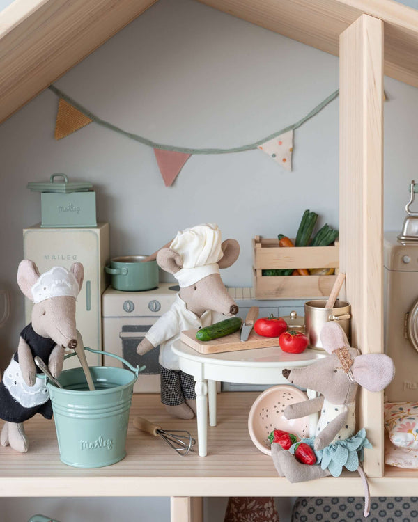 Maileg, Vintage Dining Table, Mouse - Off White