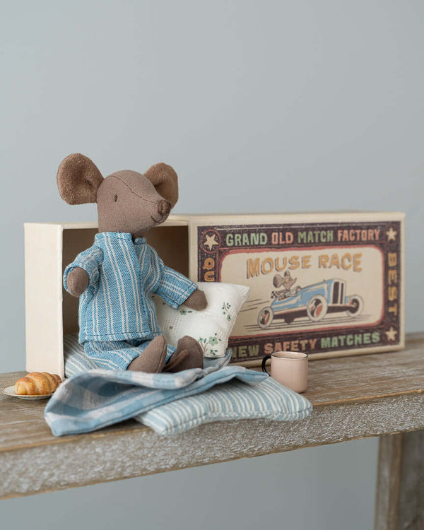 Maileg, Big Brother Mouse w Matchbox in Nightwear