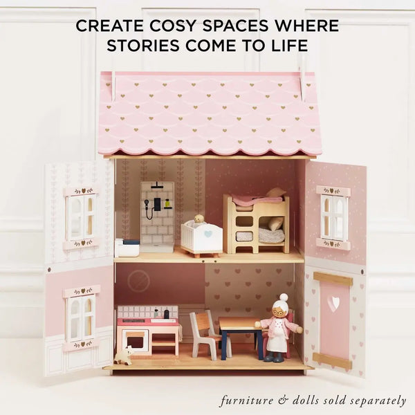 Le Van, Roseheart Wooden Dolls House