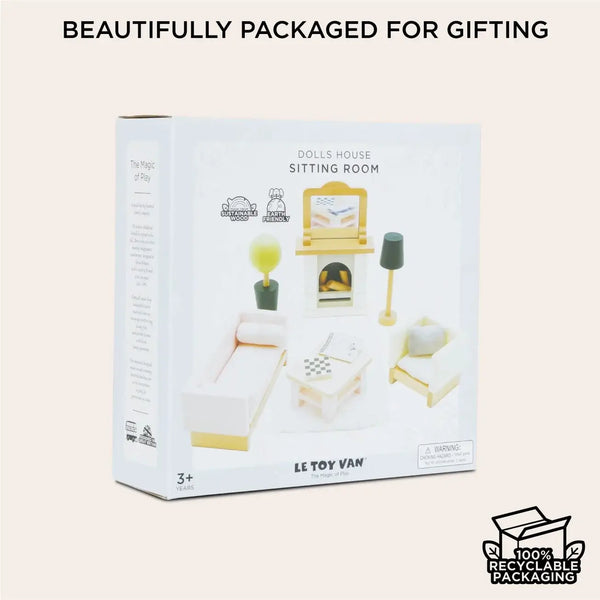 Le Van, Wooden Dolls House Living Room