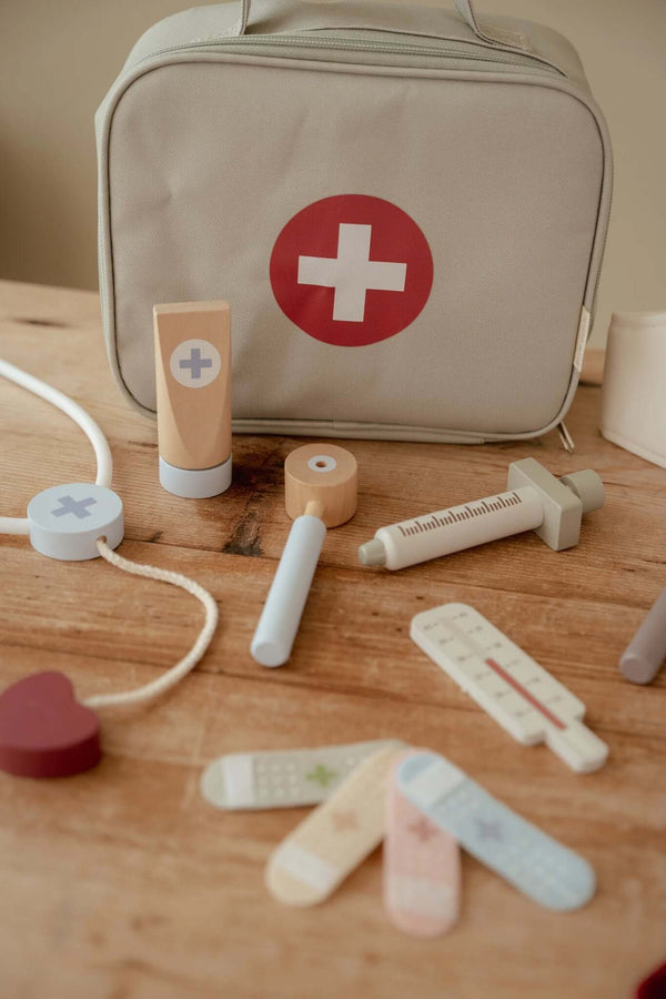 Little Dutch, Doctor Set