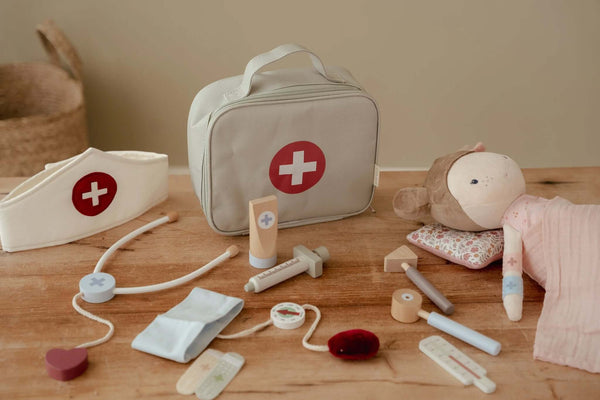 Little Dutch, Doctor Set