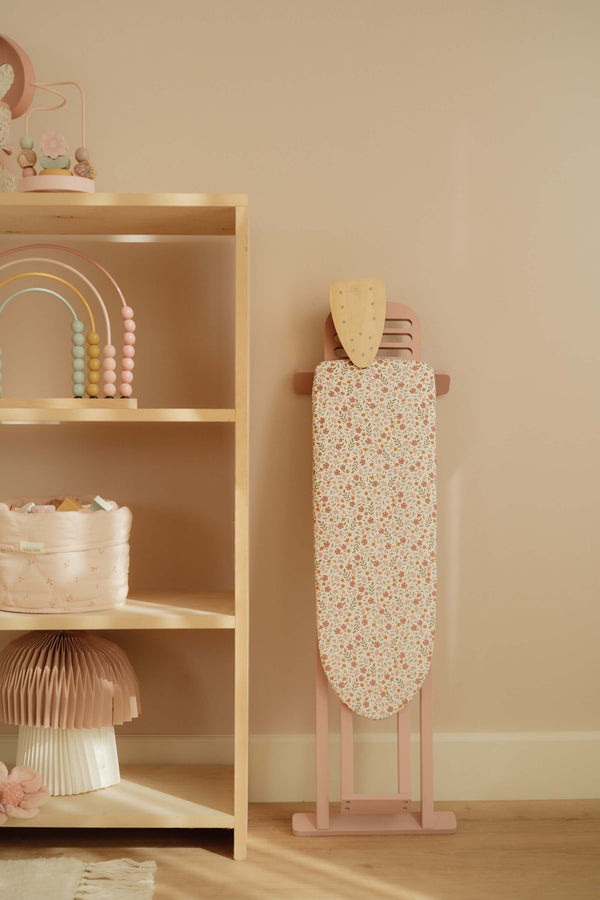 Little Dutch, Ironing Board