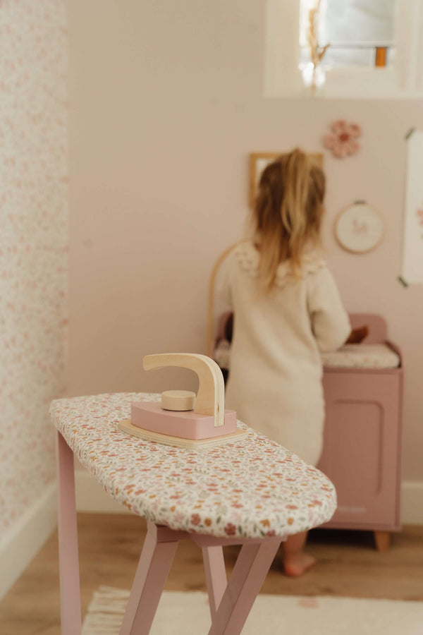 Little Dutch, Ironing Board