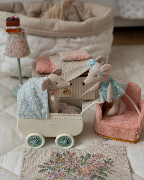 Maileg,  Pram with Baby Mouse - Mint