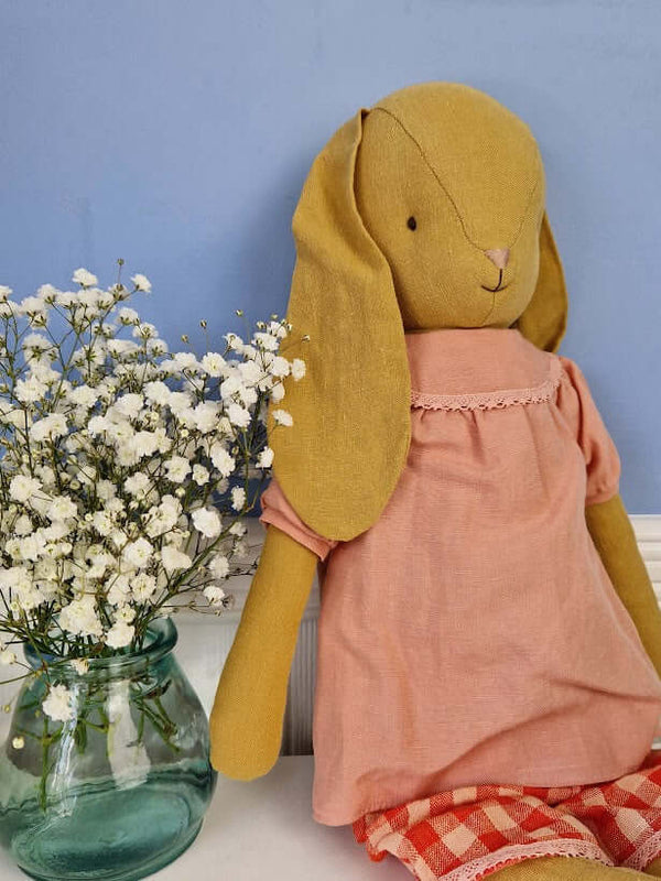 Maileg,  Bunny Size 5, Dusty Yellow in Blouse & Shorts